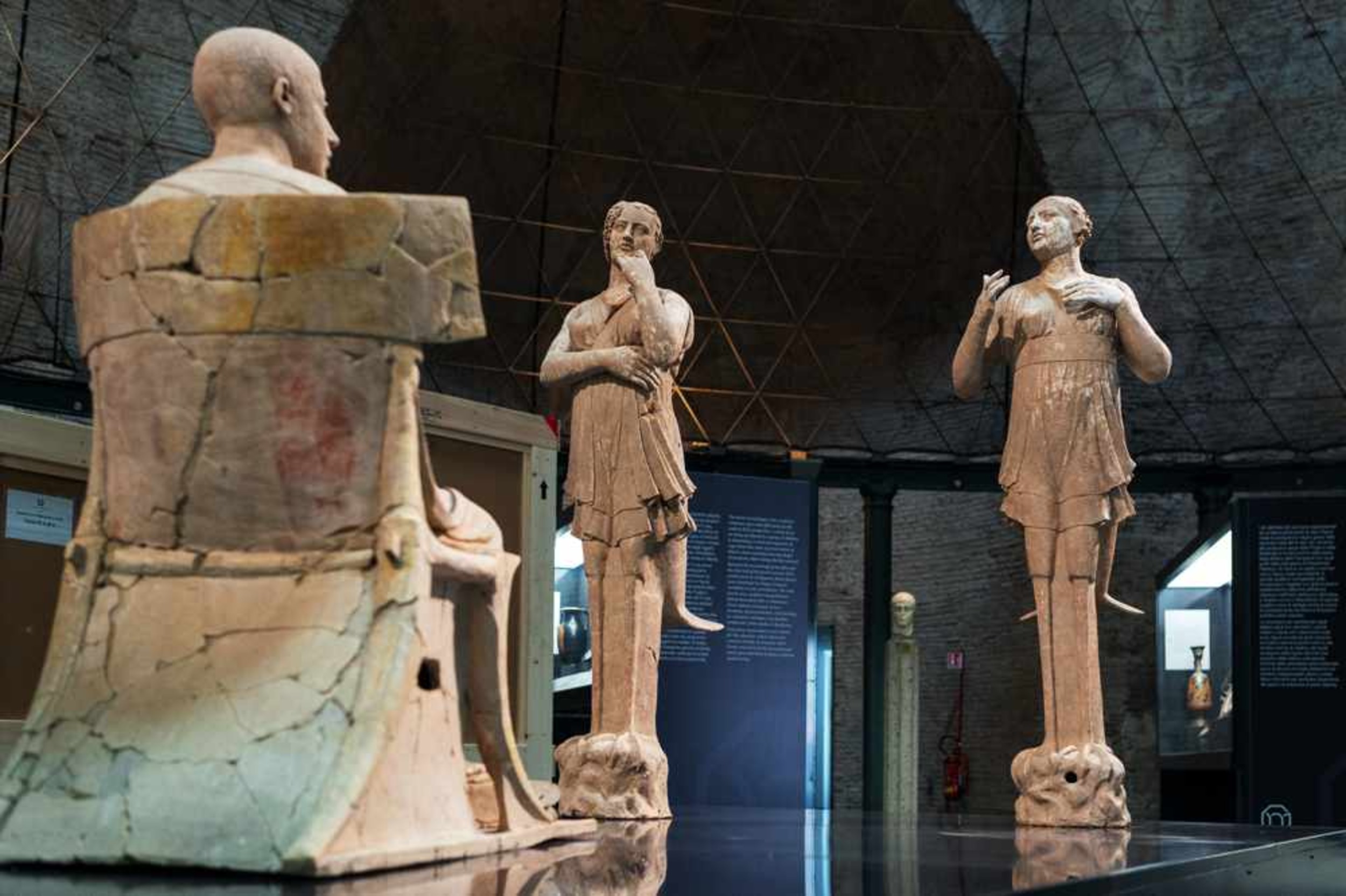 Meraviglie di 2500 anni fa. Rientra a Taranto il gruppo scultoreo di Orfeo e le Sirene
