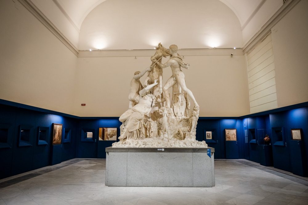 Toro Farnese, allestimento mostra, credits MANN ph V. Cosentino