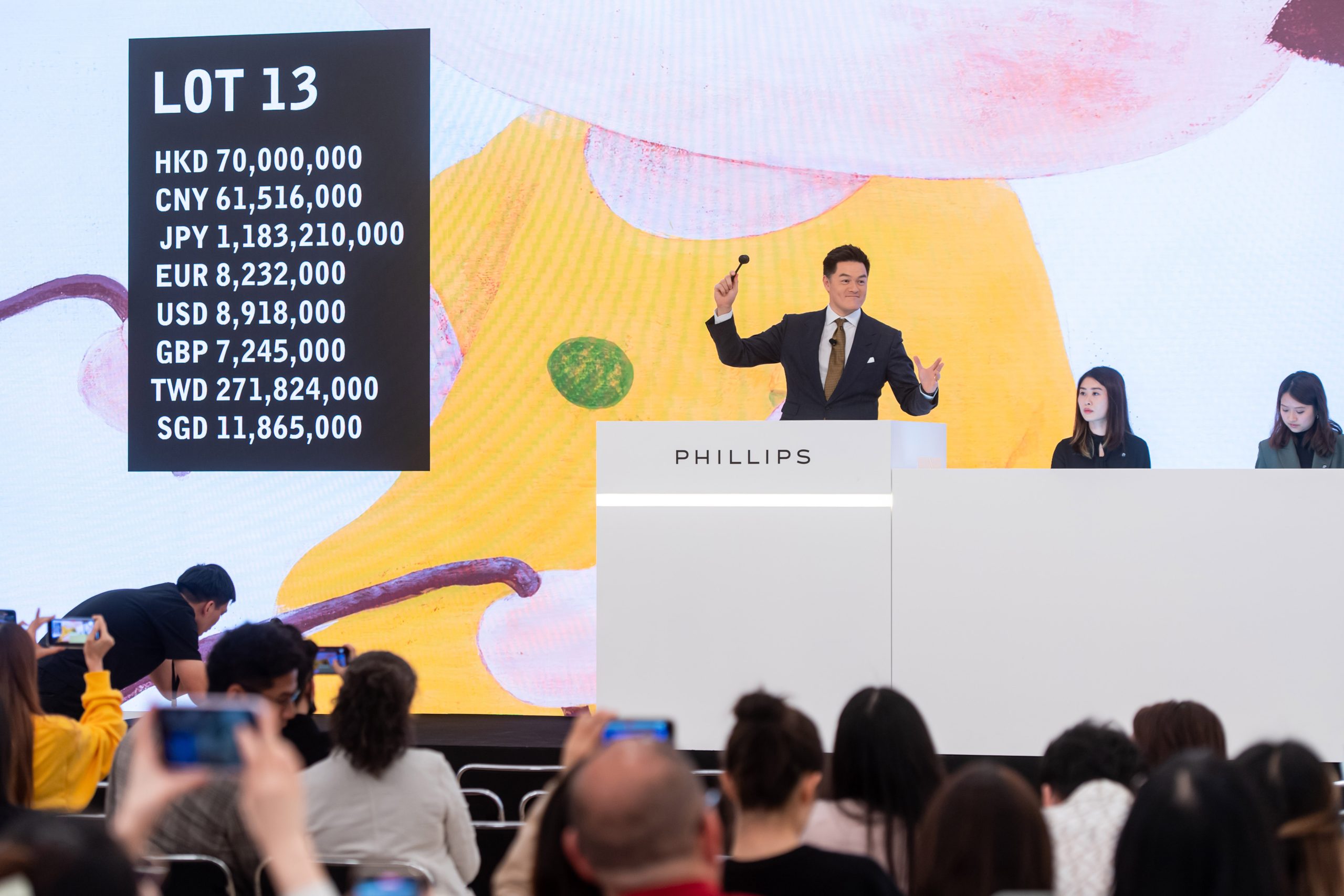 Phillips vende per 45 milioni di dollari nell’asta inaugurale della nuova sede di Hong Kong