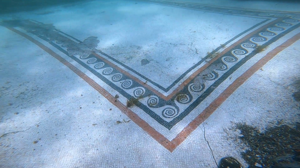 Il mosaico subacqueo nell'area del Portus Julius, nel Parco Archeologico dei Campi Flegrei