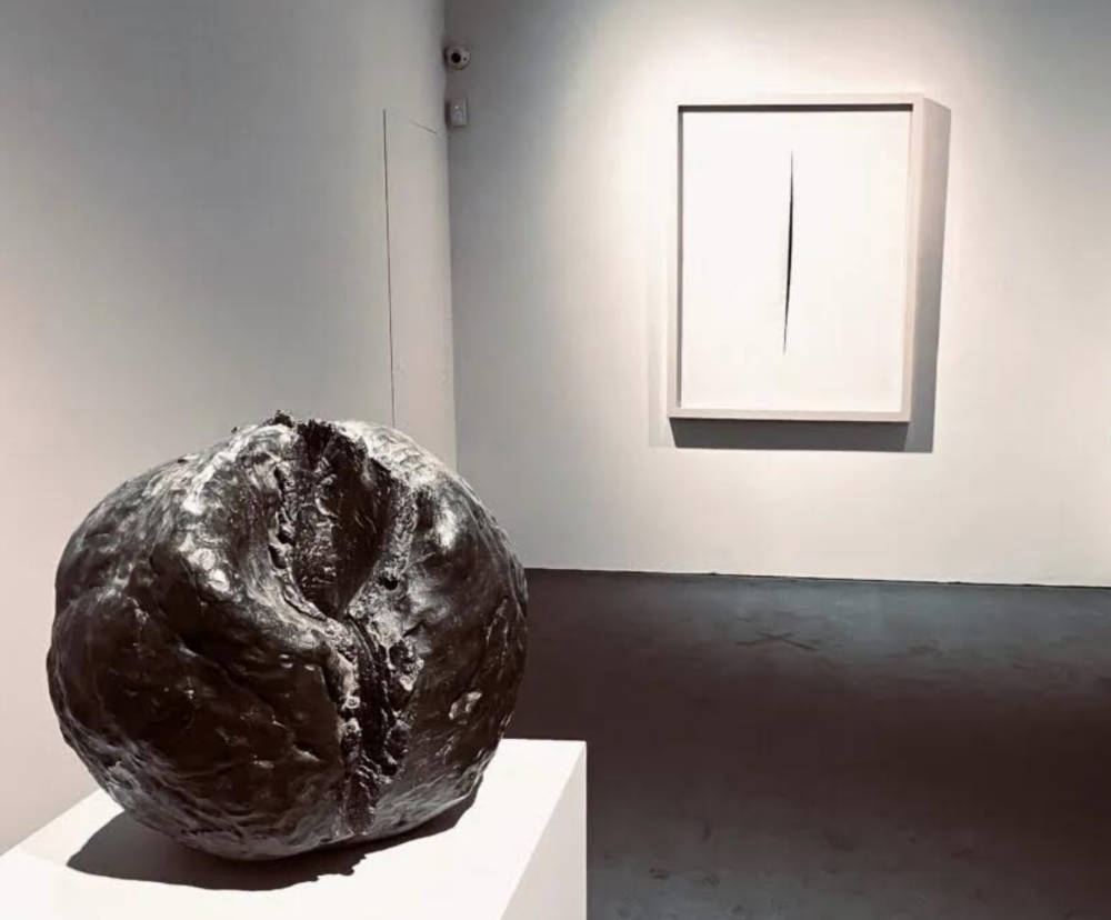 La mostra di Lucio Fontana al Museo del Novecento di Firenze
