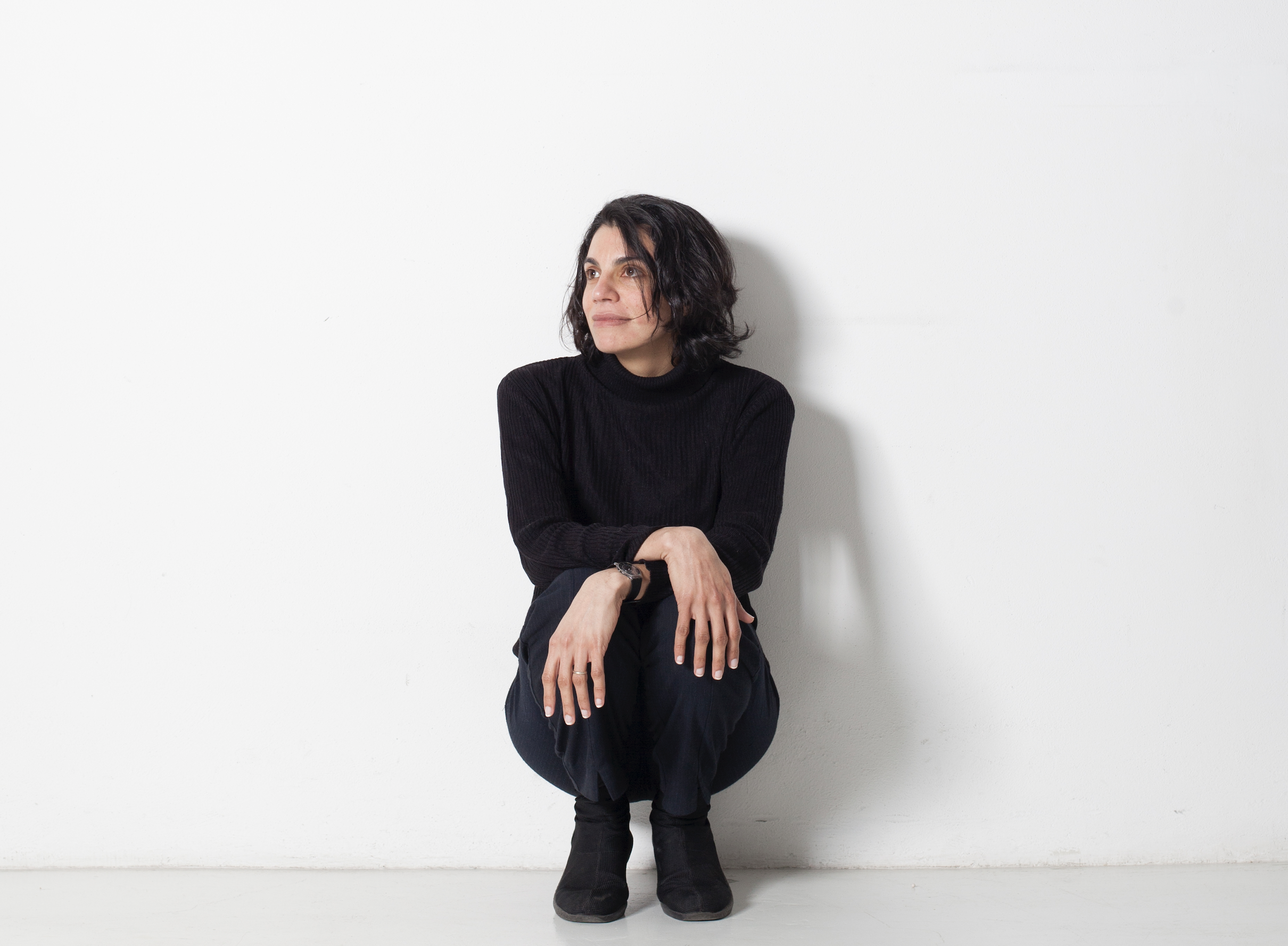 Zasha Colah (co-direttrice artistica di ar/ge kunst Bolzano) nominata curatrice della 13ma Biennale di Berlino, fissata per il 2025