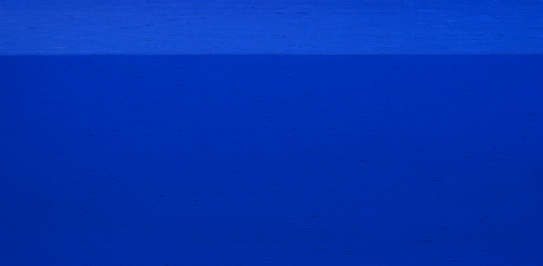 Il colore blu per Giulia Napoleone, l’astrazione di molteplici pensieri