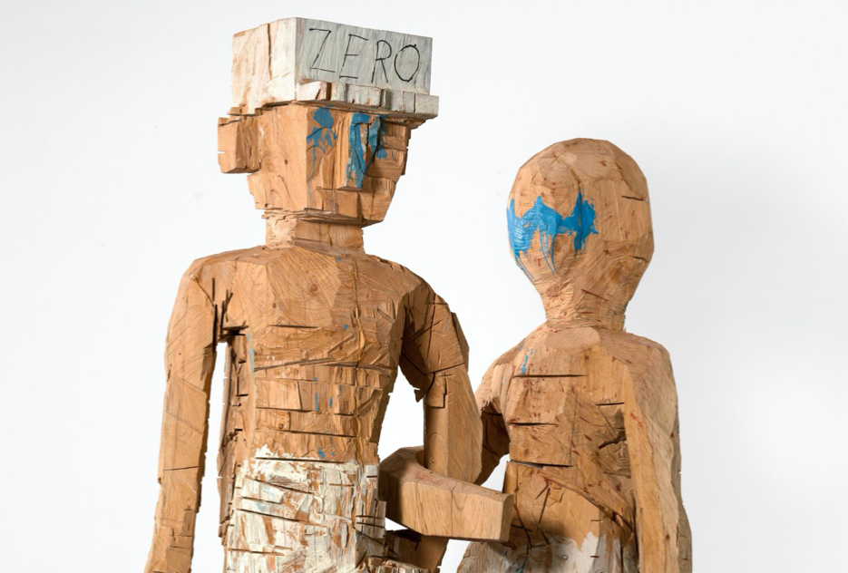 Le sculture di George Baselitz non destinate al pubblico in mostra alla Serpentine di Londra