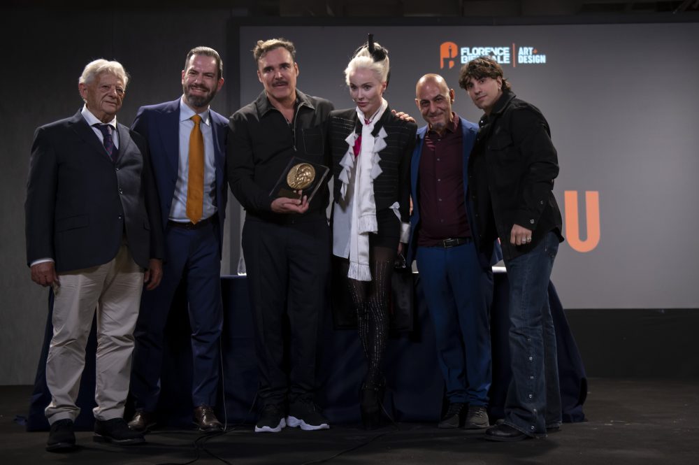 David LaChapelle riceve il Premio Lorenzo il Magnifico alla Florence Biennale