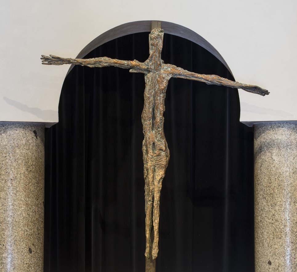 CRISTO D’ASSI bronzo naturale pulito, 235 × 138 × 31,6 cm, chiesa Notre-Dam...