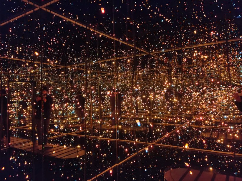 Fireflies on the Water, Yayoi Kusama, Infinito Presente