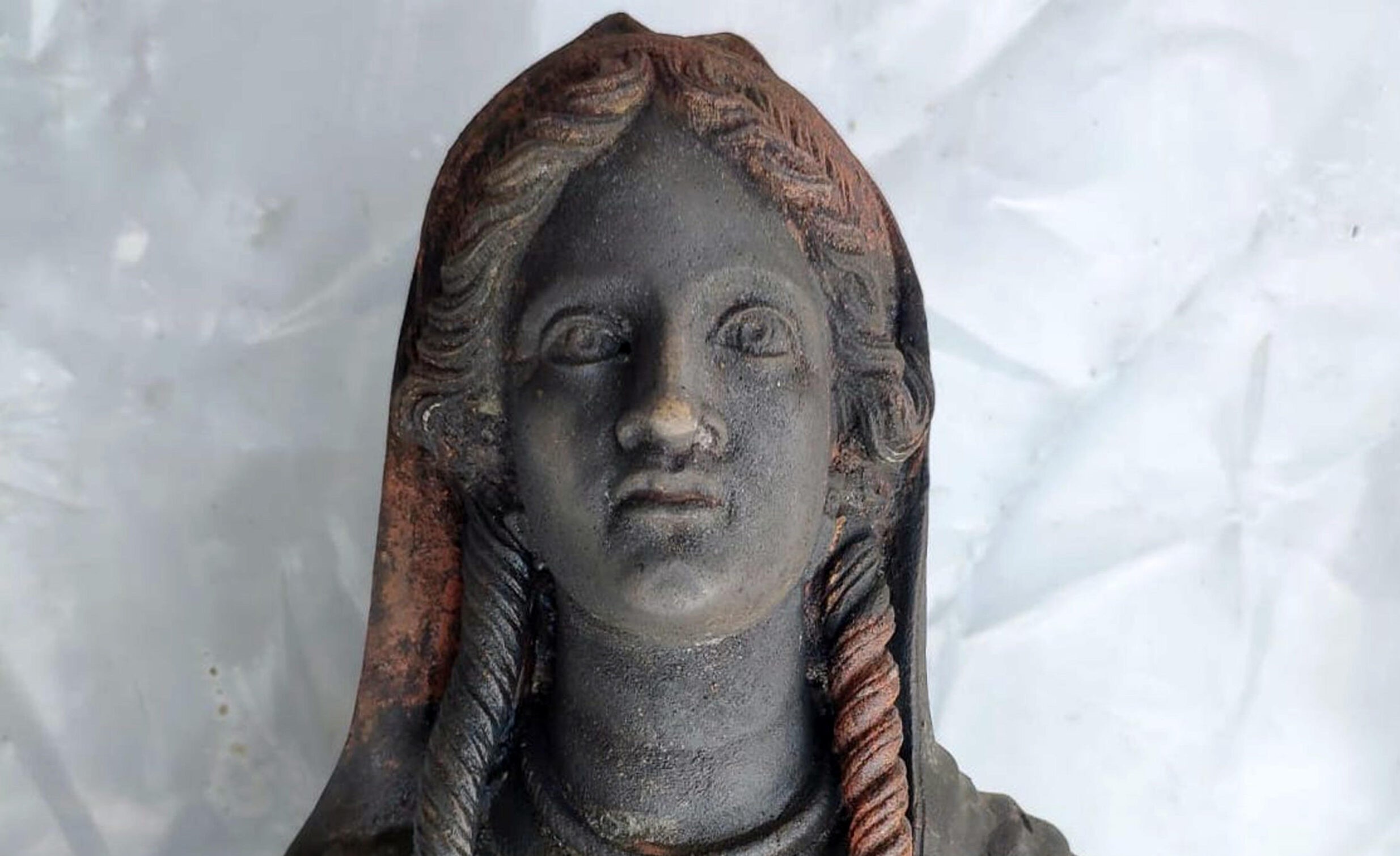 Lo spettacolo dei bronzi di San Casciano in mostra a Napoli