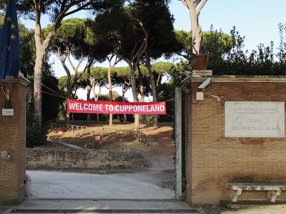 Mauro Cuppone, Welcome to Cupponeland, 2021, Area archeologica dei Porti Imperiali di Claudio e Traiano, Fiumicino (Roma), site specific installation