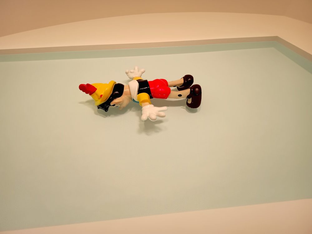 Maurizio Cattelan, Daddy, Daddy, 2008, Solomon R. Guggenheim Museum, New York