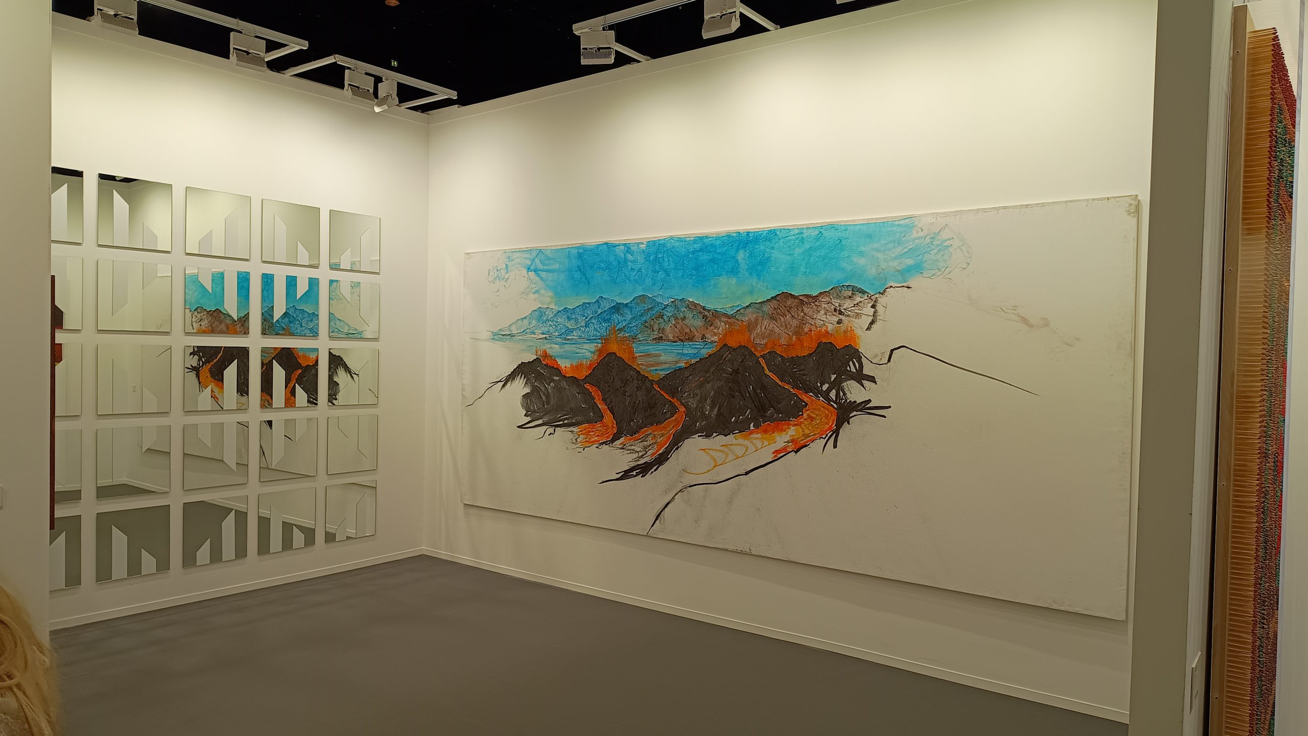 Art Dubai 2024, immagini degli stand e interviste ai galleristi italiani