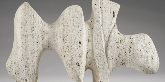 HENRY MOORE (1898-1986) Animal Form travertine Conceived and carved in 1969. Estimate: $1,000,000-1,500,000