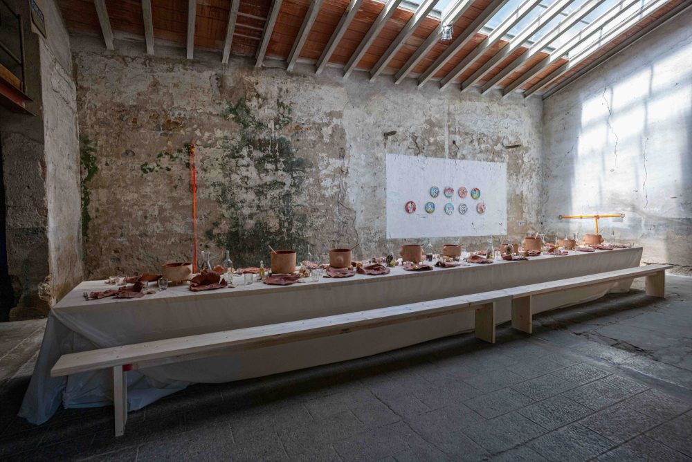 Andrea dAmore, Il verme e il ragno, 2023, veduta dell’installazione presso Villa Aldobrandini Banchieri Rospigliosi, courtesy l’artista, foto ChorAsis