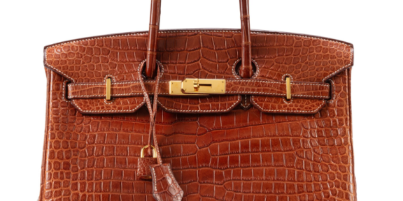 Hermès, Fauve Matte Porosus Crocodile Birkin 35 Gold Hardware, 2008. Estimate 18,000 - 25,000 EUR