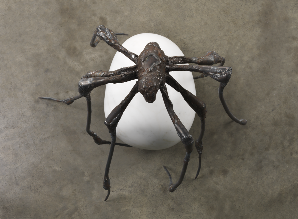 LouiseBourgeois
SPIDER,
2000
Steel
and
marble
52.1
x
44.5
x
53.3
cm
Photo:
Christopher
Burke,
©
The
Easton
Foundation/Licensed
by
S.I.A.E.,
Italy
and
VAGA
at
Artists
Rights
Society
(ARS),
NY