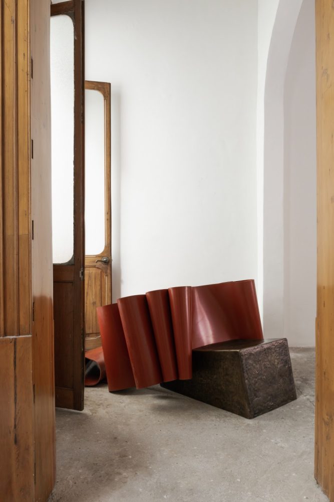 St Vincents edit by Michael Hilal, Brian Thoreen, Rational Irrational Elephant Chair. (2023) © Alejandro Ramirez Orozco