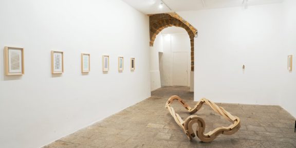 Opere di Richard Deacon, mostra Garden, Galleria Rizzuto, Palermo