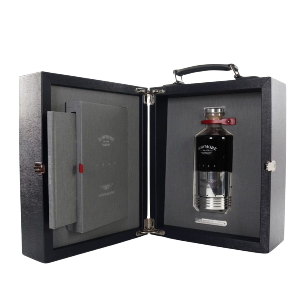 Black Bowmore DB5 Single Malt Scotch Whisky, 1964 venduta a 128.000