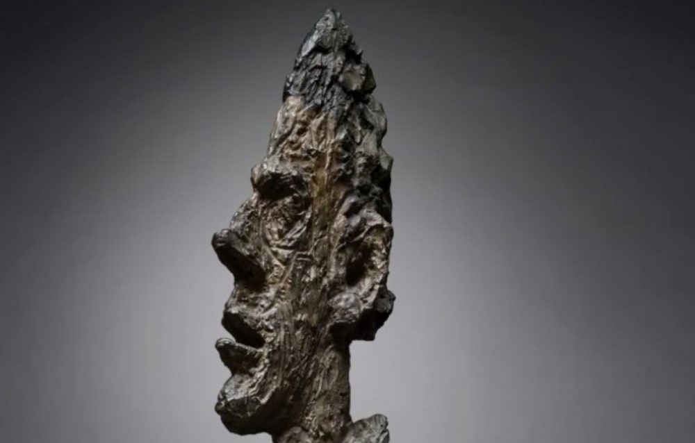 Alberto Giacometti, Grande tête mince (Grande tête de Diego), 1955 (particolare, foto Sotheby's)