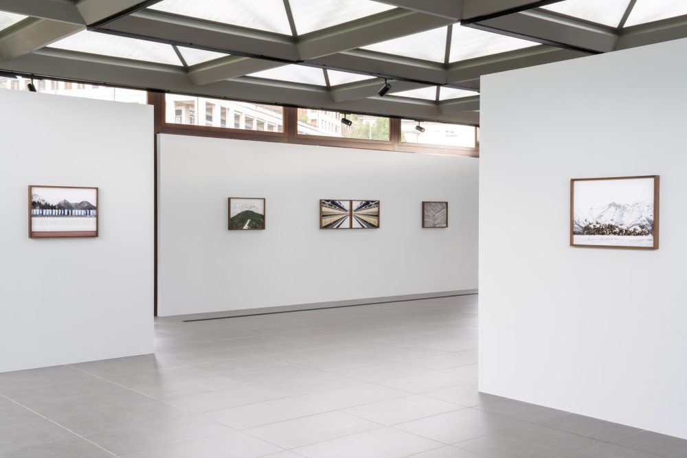 Installation view della mostra “Racconti di boschi, di fabbriche e di persone”, Casa Zegna