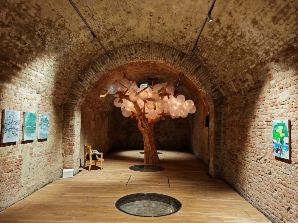 Jacob Hashimoto, Santa Maria della Scala, Siena