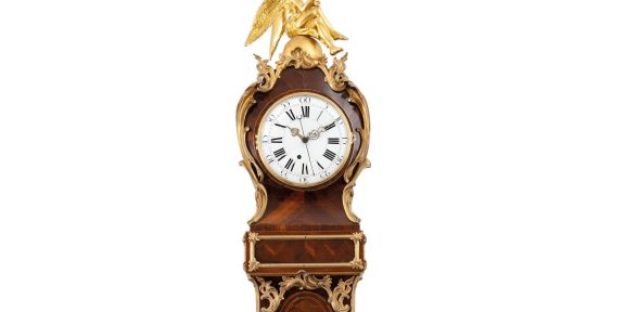 ECCEZIONALE PENDOLA A MOBILE A MARQUETERIE CON OROLOGIO REGOLATORE CON SECONDI CENTRO, ITALIA, PIEMONTE, PROBABILMENTE TORINO 1770 CIRCA