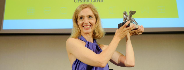 Ursina Lardi: Leone d’Argento al Teatro, alla Biennale di Venezia