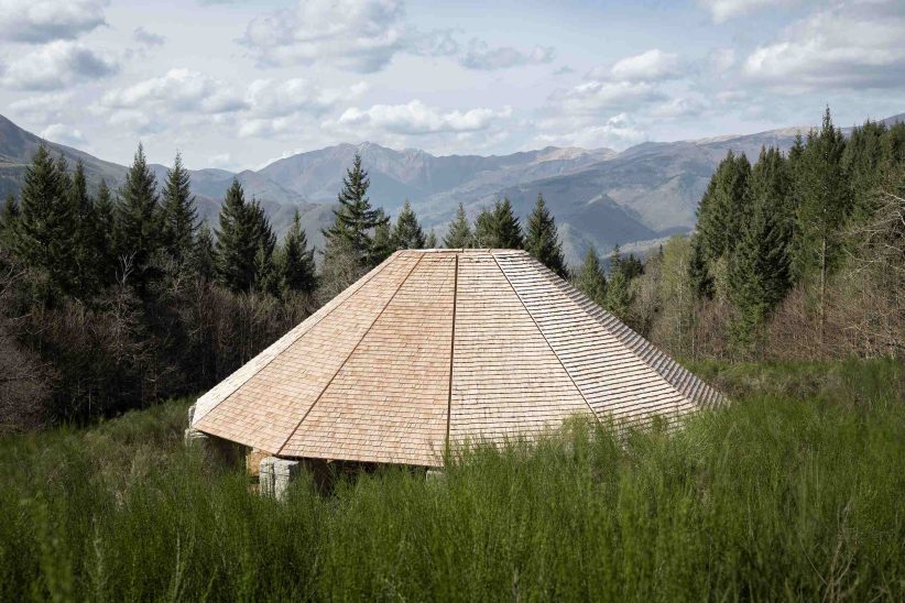 Michele De Lucchi e Mariangela Gualtieri, Nella terra il cielo, 2025, OCA Oasy Contemporary Art ©Mattia Marasco