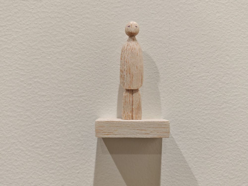 Rei Naito, 6,4 x 1,6 cm,, Taka Ishii Gallery