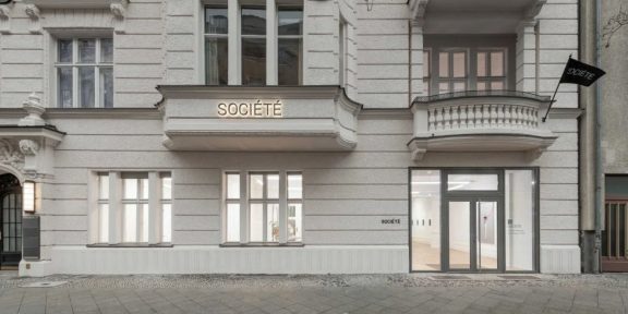 La sede berlinese di Société, per qualche mese pop up di Hauser & Wirth