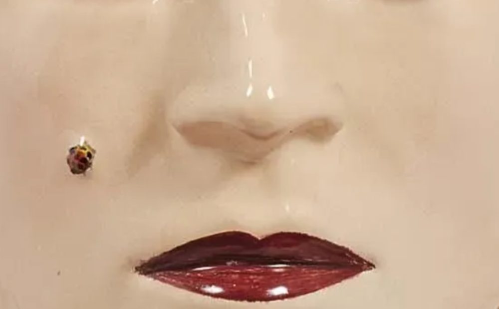 Particolare di un'opera di Luigi Ontani, il primo dei sottovalutati per ChatGPT