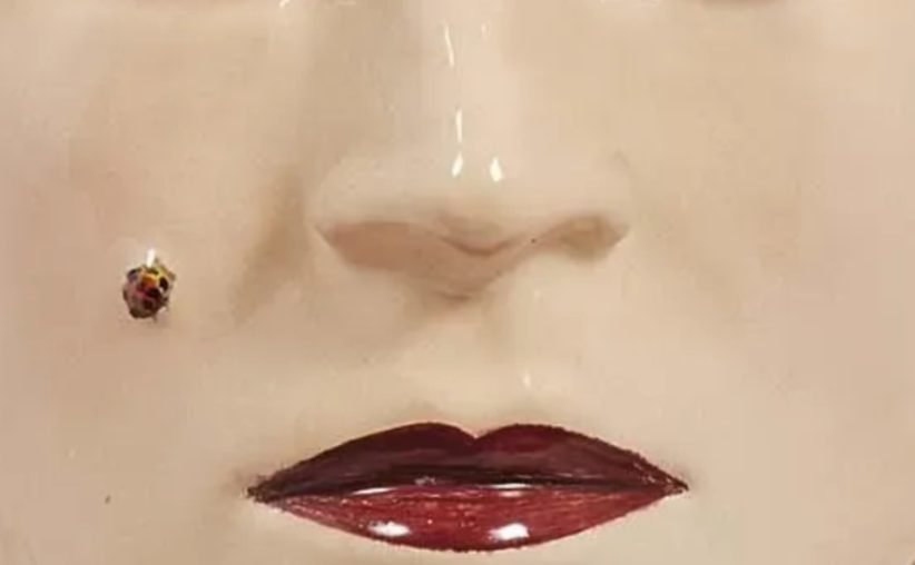 Particolare di un'opera di Luigi Ontani, il primo dei sottovalutati per ChatGPT