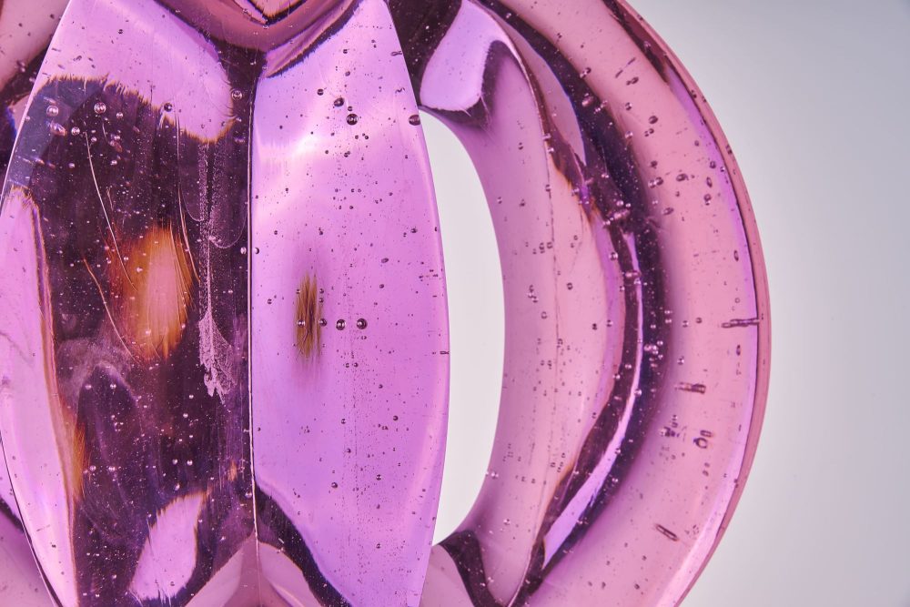 Vlastimil Beránek, Temptation Rose, 2017, cast glass, 44 cm