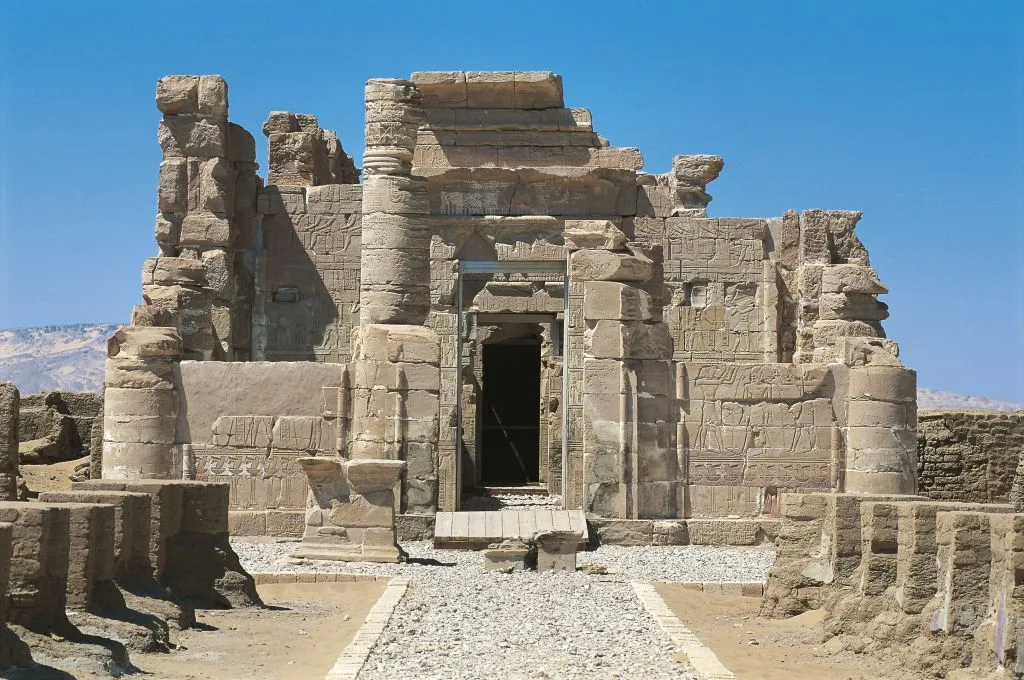 La scoperta di un porto sommerso offre indizi sulla tomba perduta di Cleopatra