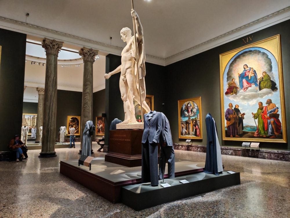 Giorgio Armani: Milano, per amore, Pinacoteca di Brera, Milano