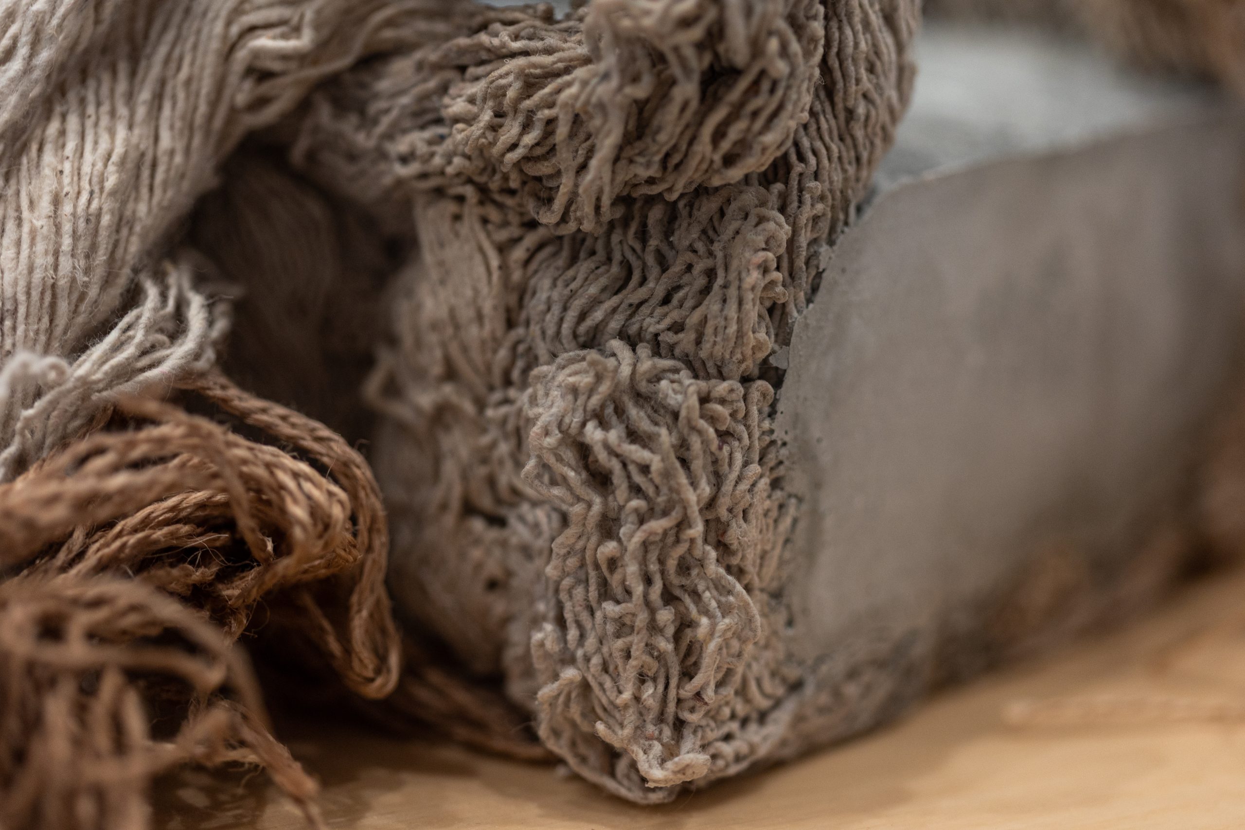 Il tempo come protagonista, nella pratica di Afra Al Dhaheri