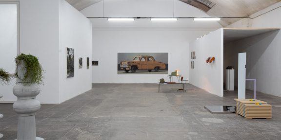 Veduta della mostra Poetik der Gegenstände (Poetica degli oggetti), alla Haus der Kunst di Palermo