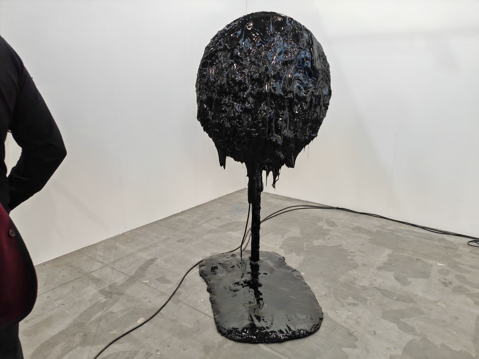 Da Torino: “‘O famo strano?”. Opere bizzarre viste in giro ad Artissima