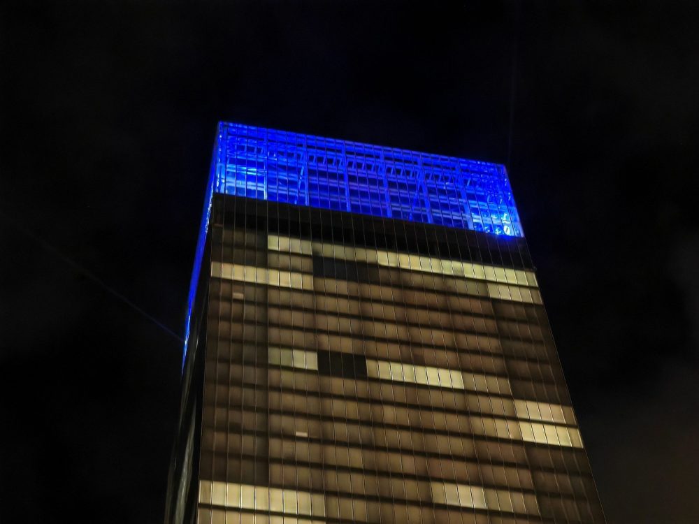 Chiara Camoni, Swarms, Luci d’Artista, Torino