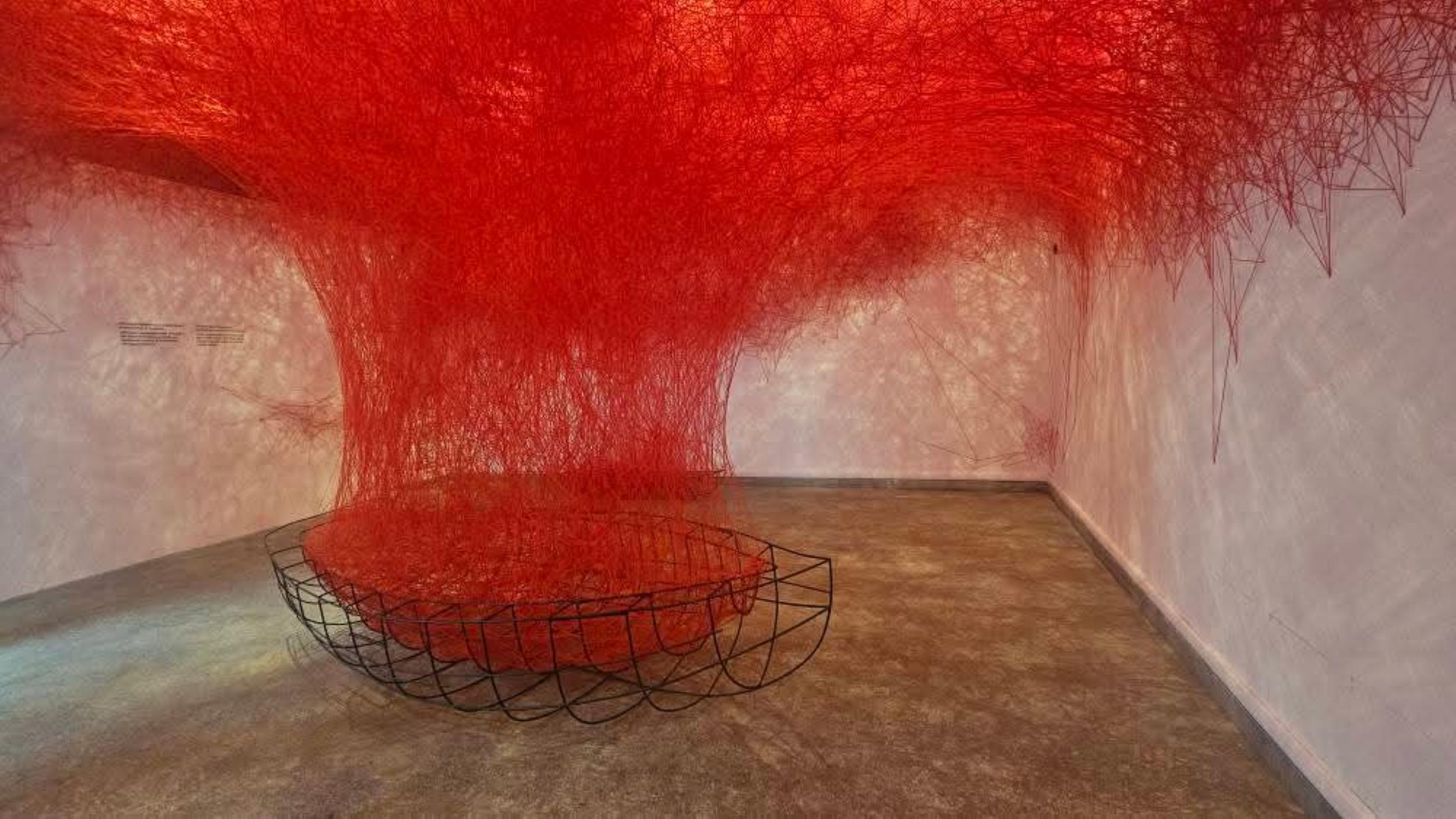 Chiharu Shiota in mostra al Museo d’Arte Orientale di Torino. LE IMMAGINI