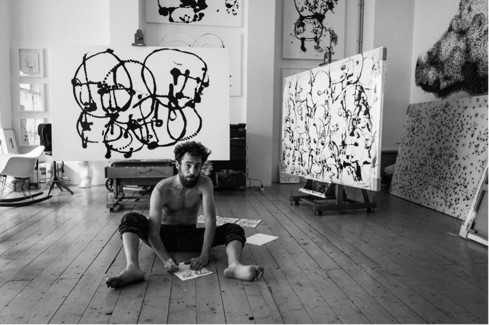 Elio Germano nello studio di Danilo Bucchi PH. Danilo Bucchi archivi©bucchi