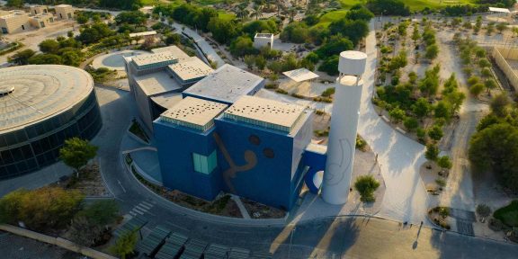 Il nuovo Lawh Wa Qalam M. F. Husain Museum, a Doha (2025, Courtesy of Qatar Foundation)