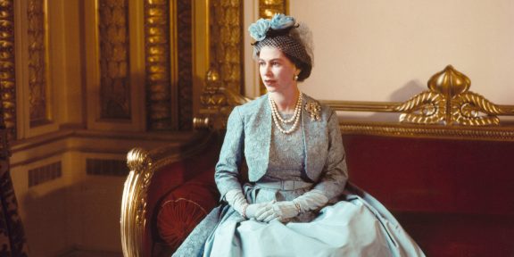 Queen Elizabeth II on Princess Margaret’s Wedding Day, Cecil Beaton, 1960. Credit: © Cecil Beaton / Victoria and Albert Museum, London