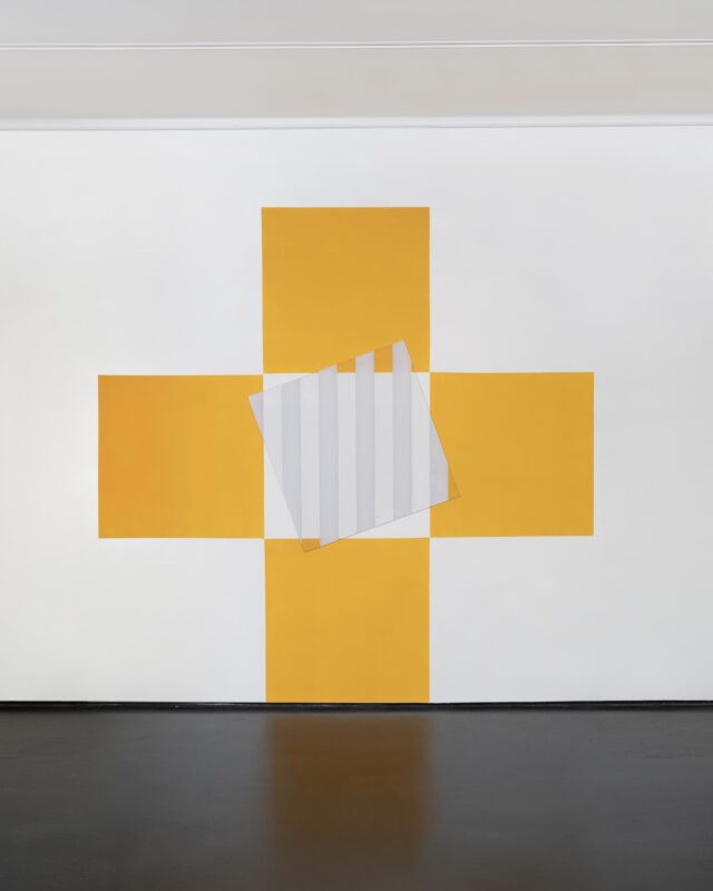 Lotto 151, Daniel Buren,Oggi, qui - E3, work in situ, 2008. Stima a richiesta - Blindarte