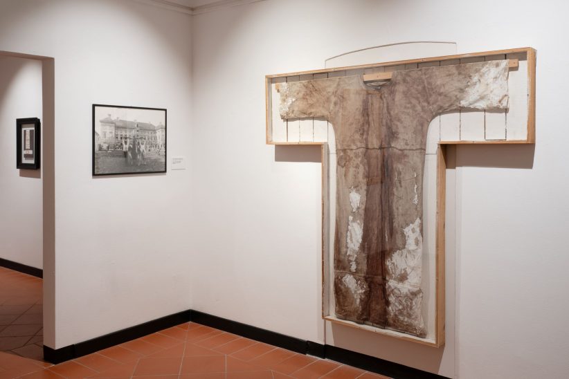 Hermann Nitsch. Corpo-Sacro-Mito, Museo Diocesano di Brescia, installation view, foto Filippo Ribola