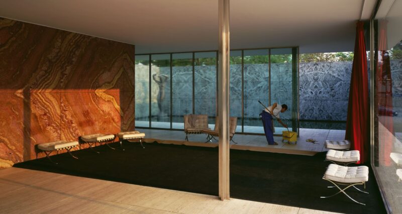 Jeff Wall, Morning Cleaning, Mies van der Rohe Foundation, Barcelona, 1999, transparency in light box, 187 x 351 cm, Courtesy of the Artist
