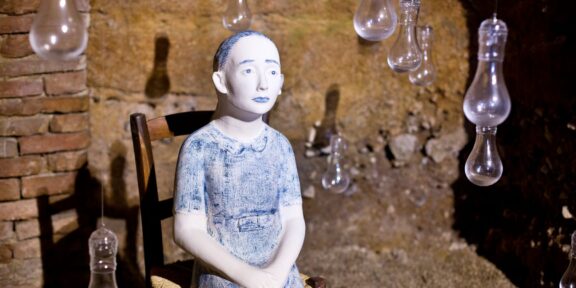 Kiki Smith, Blue Girl, Fortezza del Cassero, Poggibonsi Foto Pamela Bralia