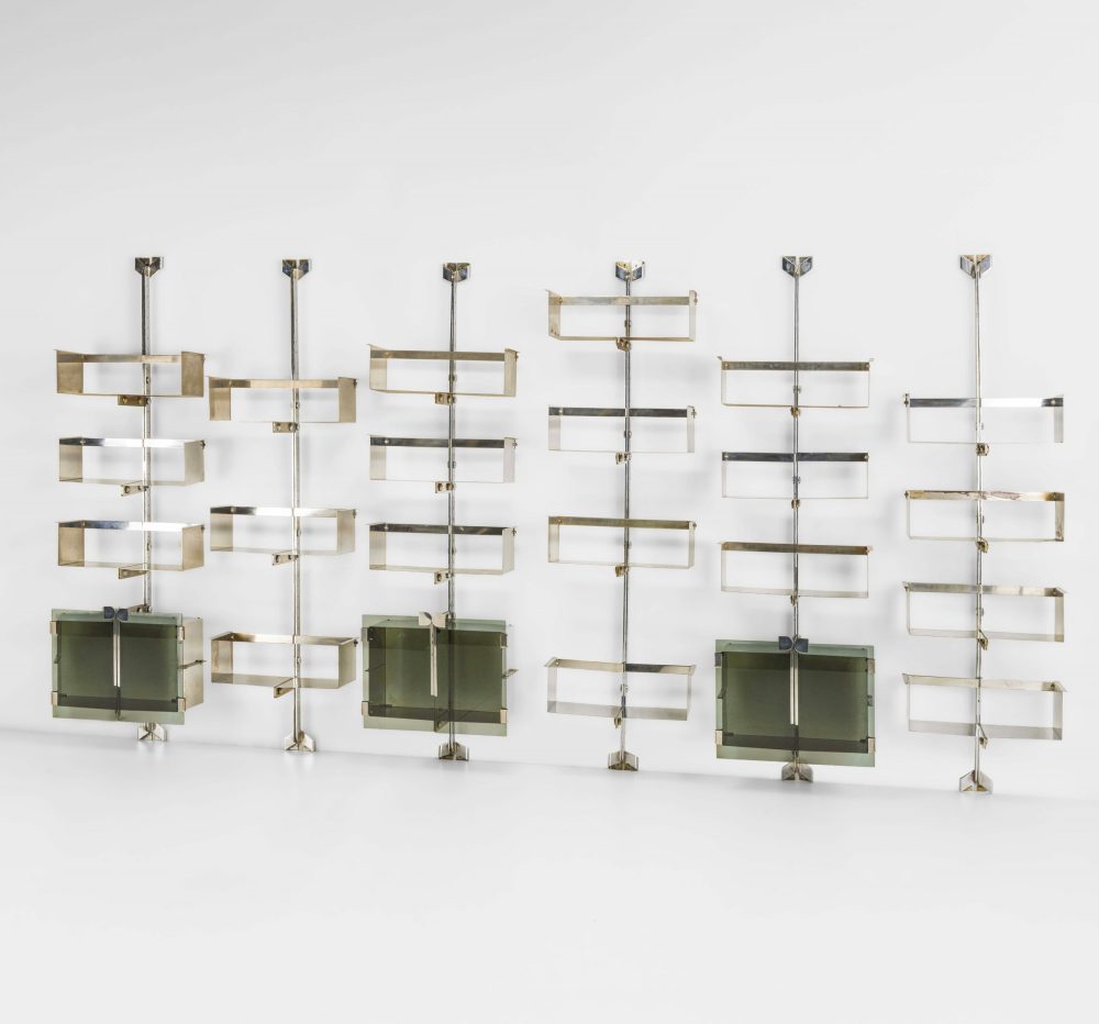 Lotto 174. Vittorio Introini, Sei librerie della serie Proposal mod. P700, aggiudicate a € 71.600 (stima € 15.000-20.000)