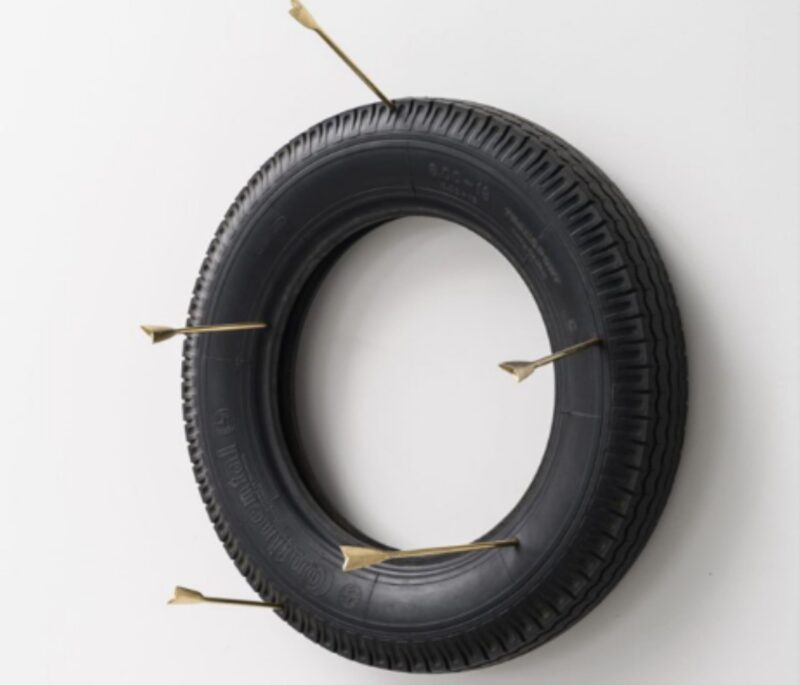 Paolo Canevari, San Sebastiano, 1999, pneumatico, bronzo