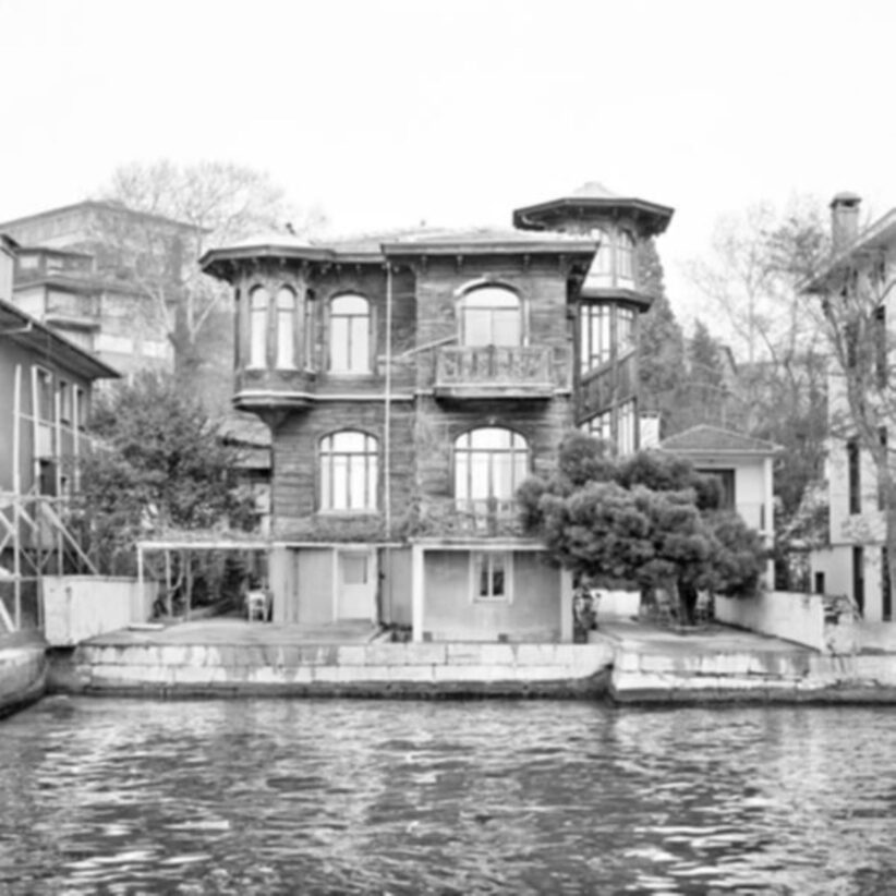 Ursula Schulz-Dornburg, Bosporus,1978 Courtesy Foto Industria 2025